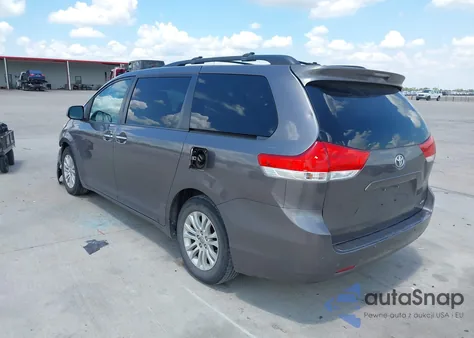 2012 Toyota Sienna Xle V6 8 Passenger из США, поврежденный, VIN 5TDYK3DCXCS263181